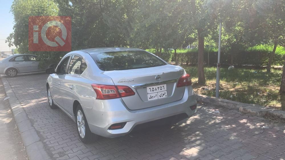 نيسان سنترا